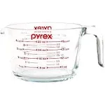 Pyrex 4 Measuring Cup with Clear and Red Graphics