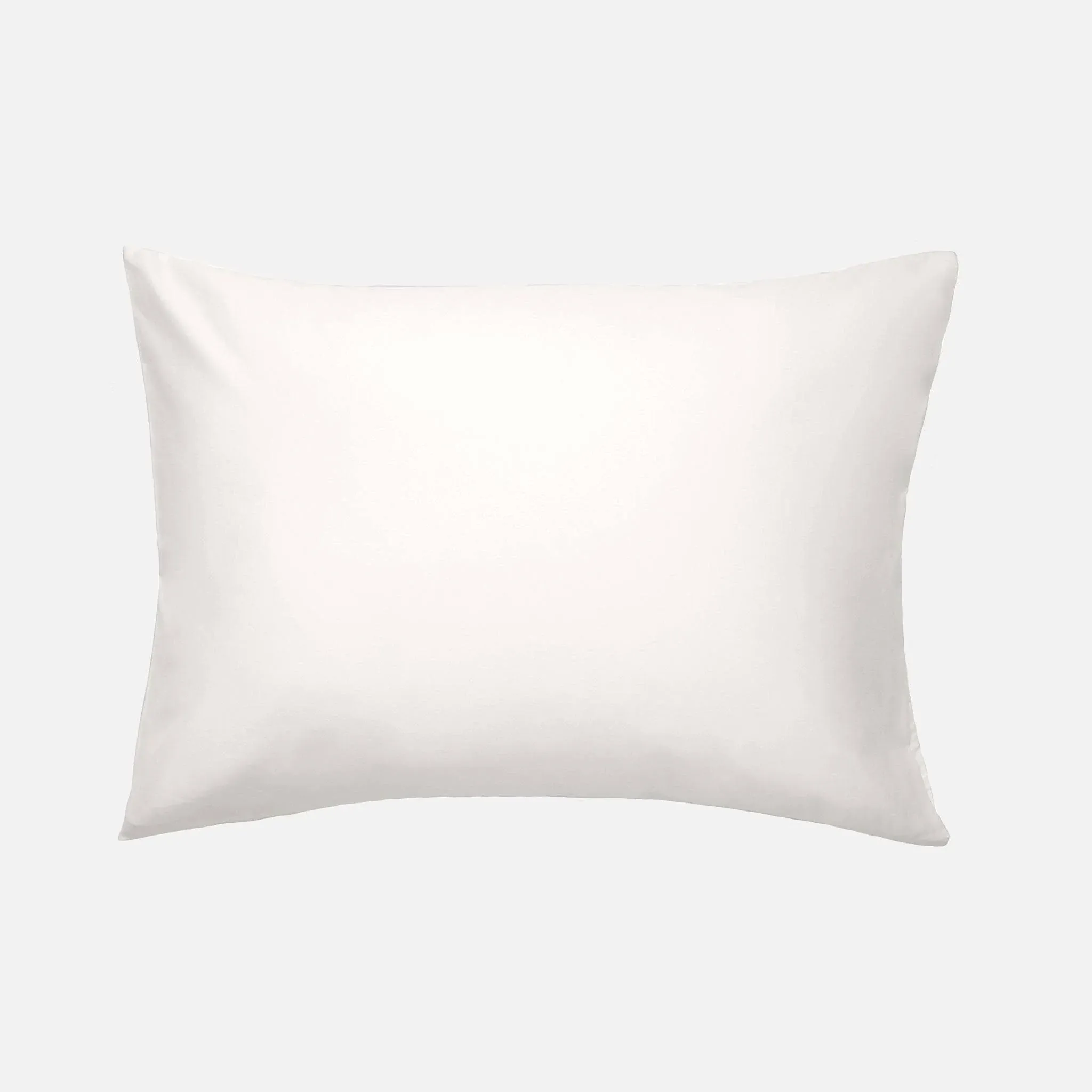 Luxury Sateen Pillowcases Size Standard in Cream by Brooklinen