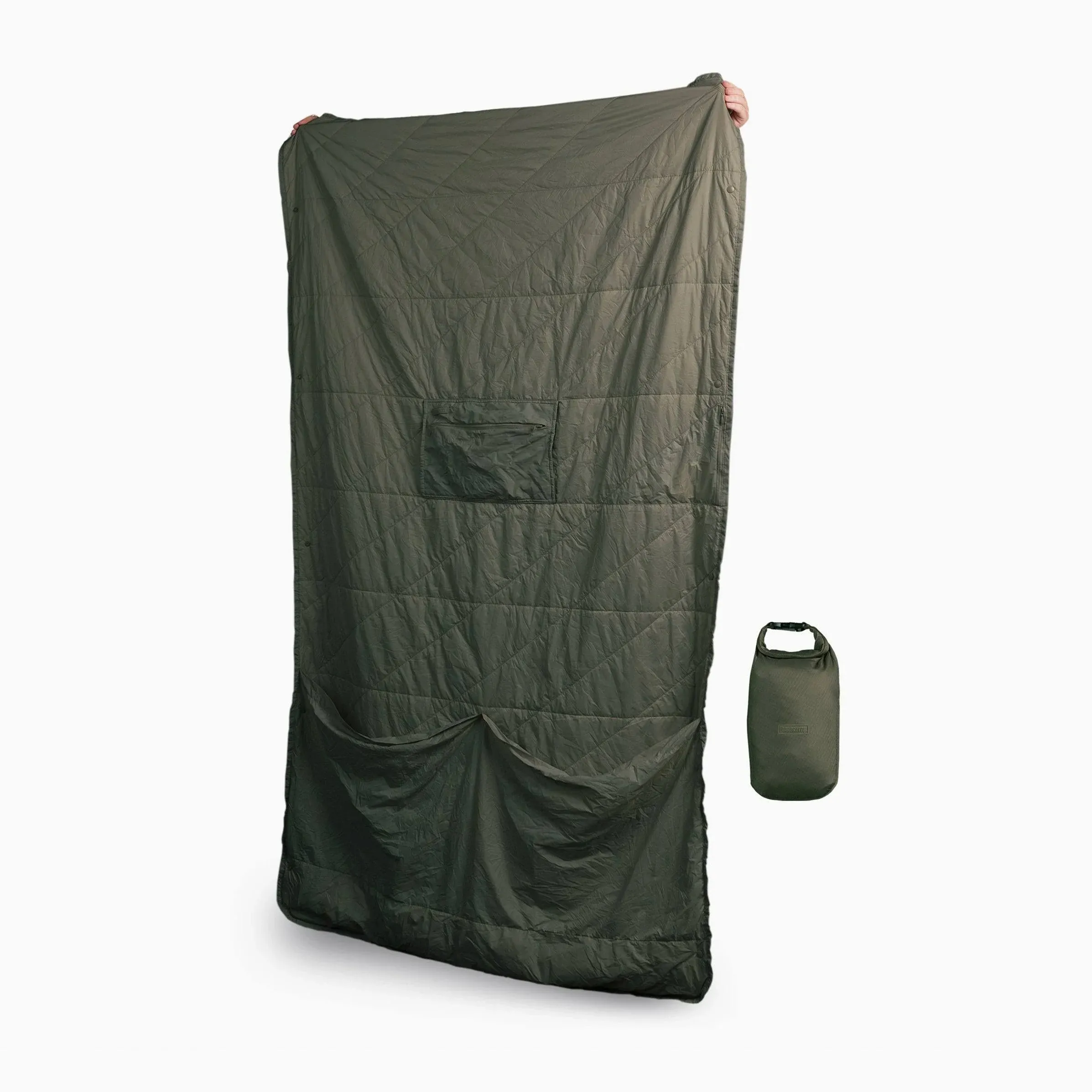 Layover Compact Travel Blanket | Insulated & Packable | Black | Gravel