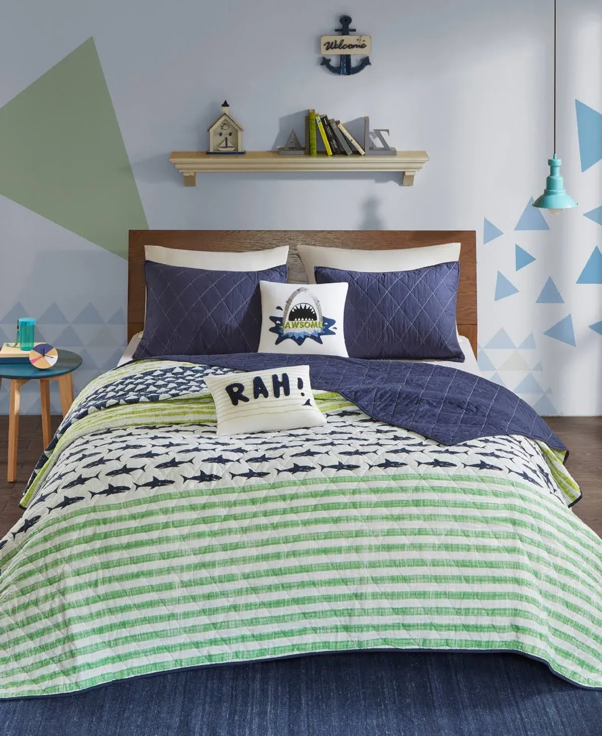 Urban Habitat Kids - Finn Shark Cotton Reversible Coverlet Set - Green / Navy - Full/Queen