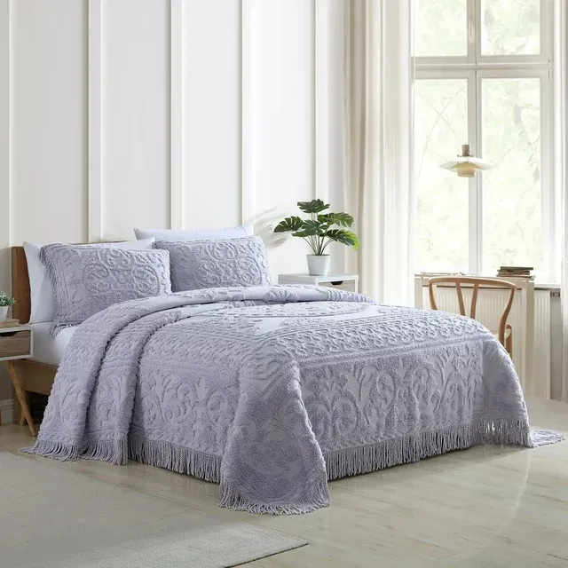 Beatrice Home Fashions Medallion Chenille Bedspread Full Lavender