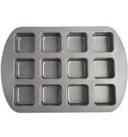 Wilton 12 Cavity Brownie Bar Pan