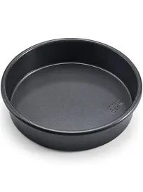 BRAND NEW Chicago Metallic Professional Non-Stick Round Cake Pan, 9-Inch