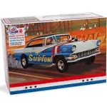 AMT 1956 Ford Victoria Hardtop 1:25 Scale Model Kit