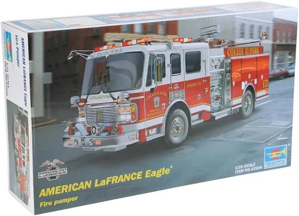 Trumpeter 1/25 American LaFrance 2002 Eagle Fire Pumper