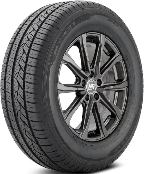 New 255/55R19 Nitto NT421Q 111V - 11/32