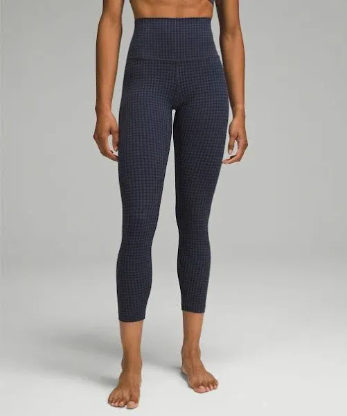 Lululemon NWT Align 25” with pockets black