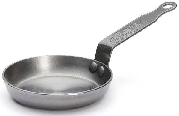 de Buyer Mineral B Element Egg Pan