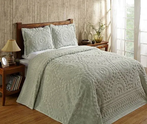 Rio Collection Full/Double Bedspread in Sage