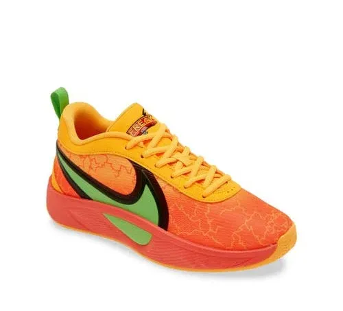 Nike Kids' Giannis Freak 6 Basketball Shoes Big