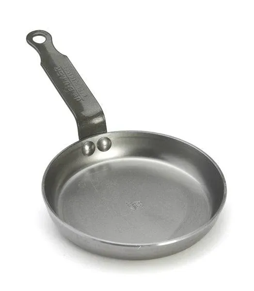 de Buyer Mineral B Element Carbon Steel Egg Pan: 5.5"