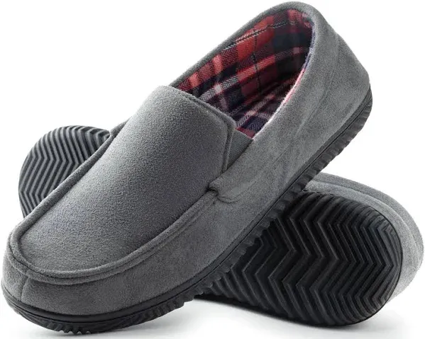 Rockdove Men's Alexander Flannel Lined Loafer Slipper