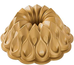 Nordic Ware Bundt Pan - Crown