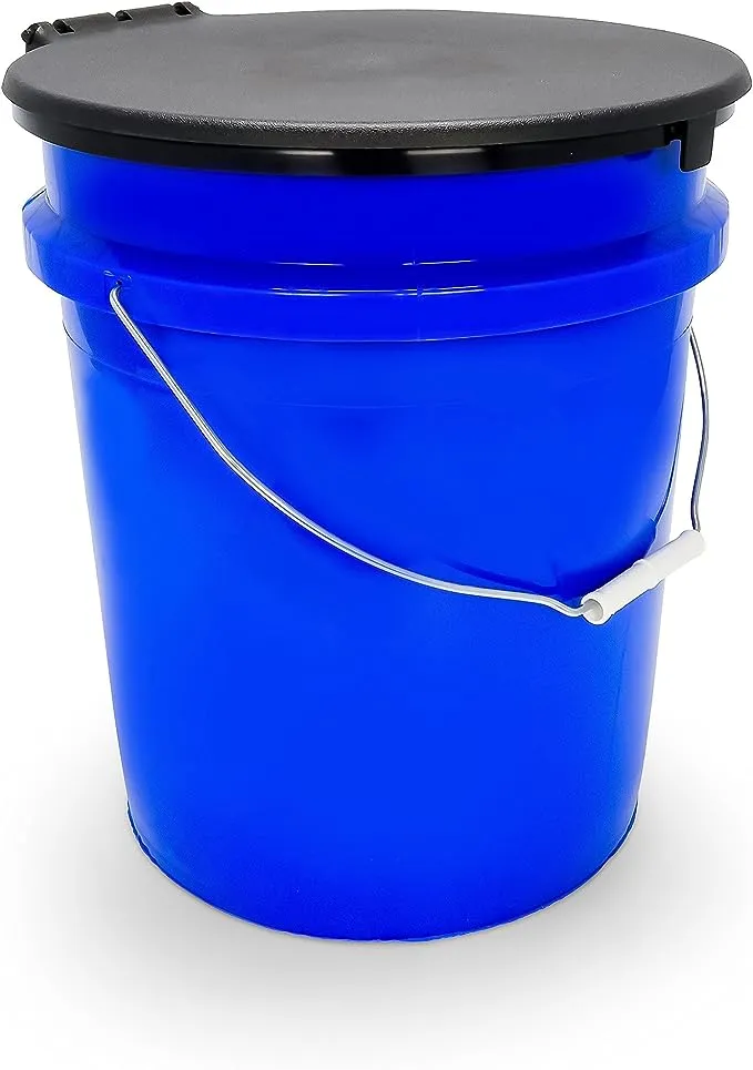 Camco Portable Toilet Bucket with Seat and Lid Attachment - Holds 5 Gallons, Lightweight and Easy to Clean, Great for Camping, Hiking and Hunting and More (41549)