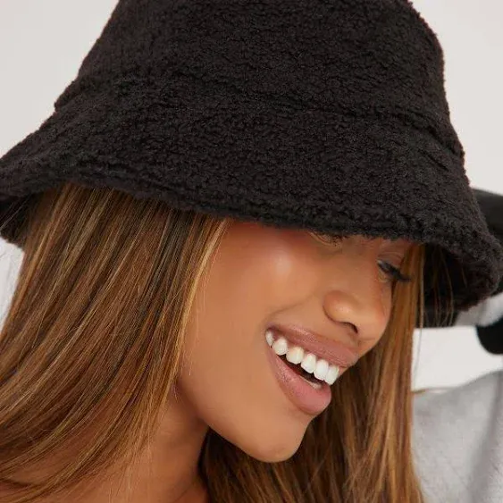 Bucket Hat in Black Faux Shearling, Women's Size UK One Size - Ego