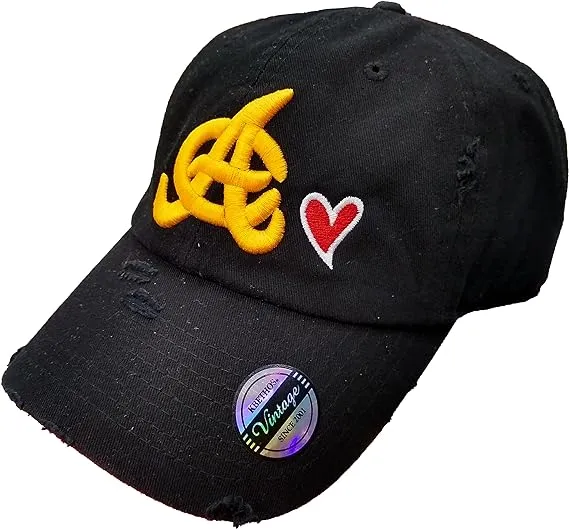 Aguilas Cibaeñas Vintage and Snapback Hats (Black/Heart)