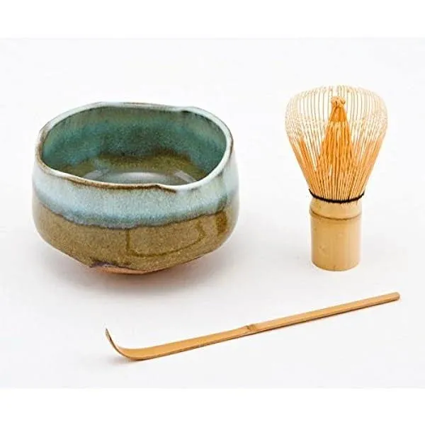 FMC Fuji Merchandise Hinomaru Collection Authentic Japanese Traditional Tea Ceremony Green Tea Matcha Bamboo Whisk Scoop and Chawan Bowl 3 Piece Gift Set Starter Kit - Made in Japan (Brown/Green)