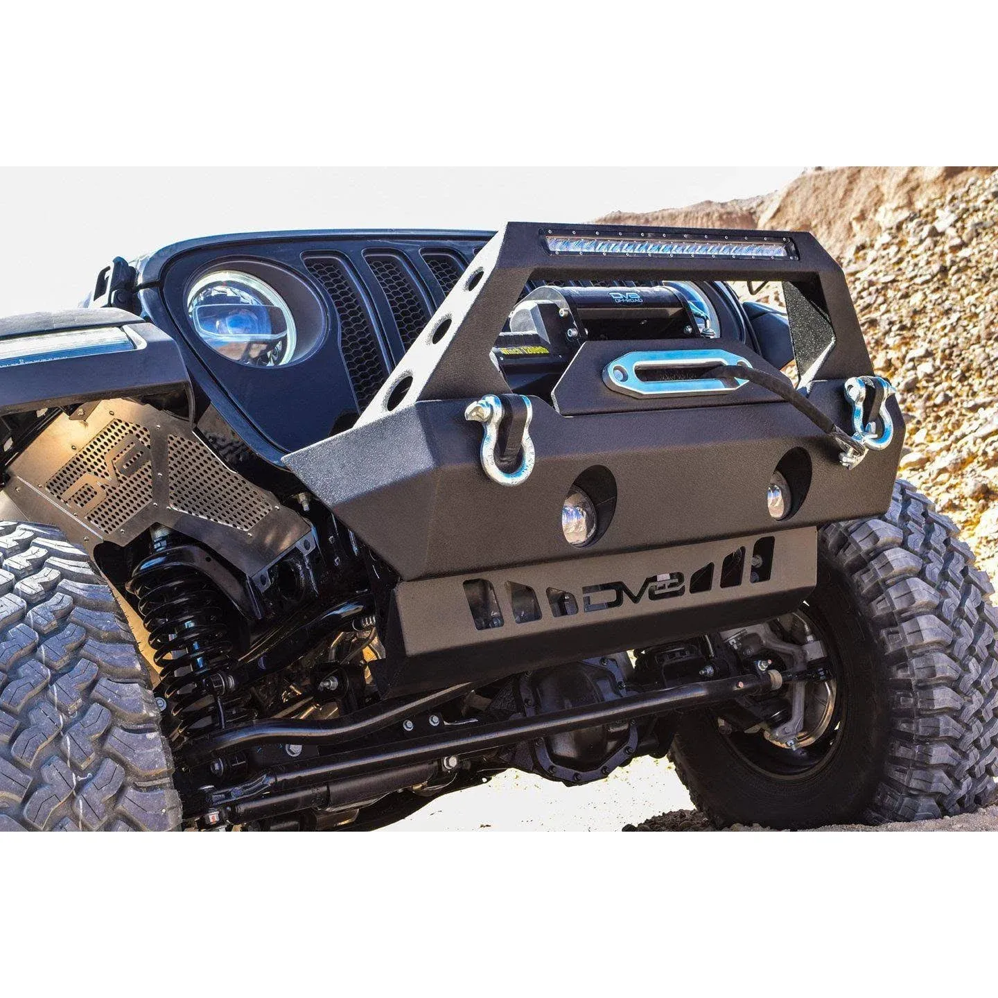 DV8 Offroad SPJL-01 Jeep JL Front Sway Bar Disconnect Skid Plate