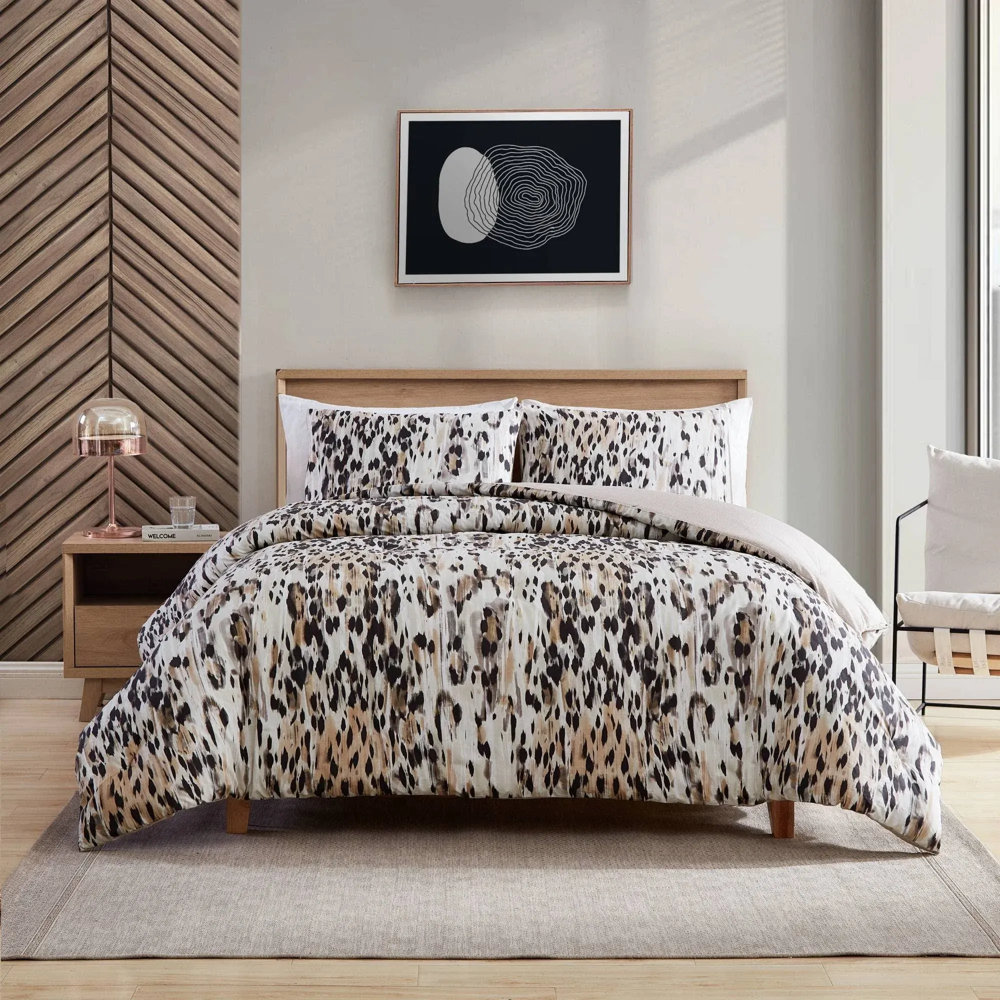 Abstract Leopard 3 Piece Comforter Set, Full/Queen