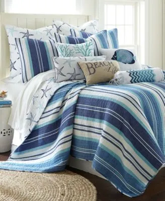 Camps Bay Coastal Reversible 2-Pc. Quilt Set, Twin