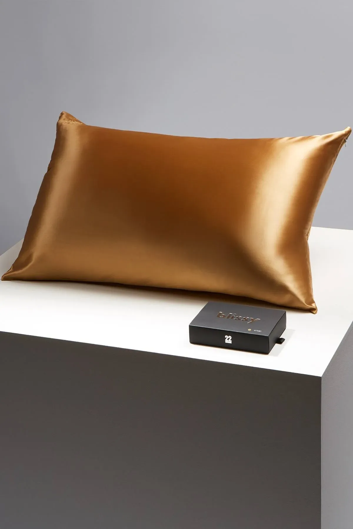 Blissy Queen 100% Mulberry Silk Pillowcase | Gold