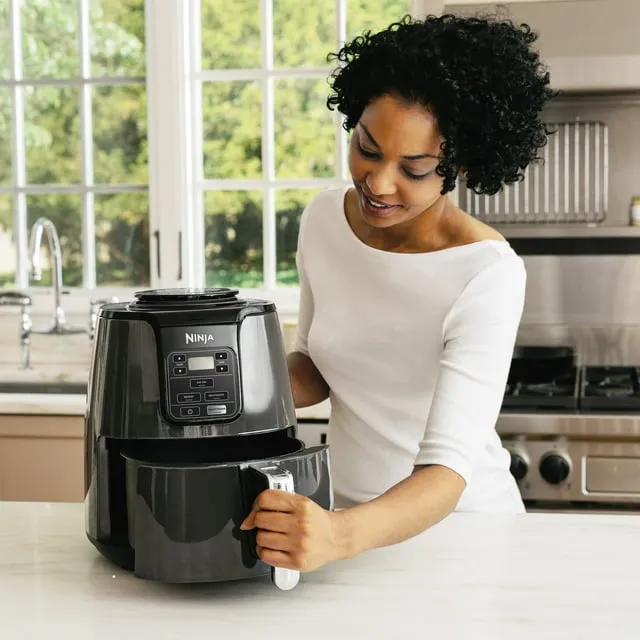 Ninja AF101 Air Fryer that Crisps, Roasts, Reheats, & Dehydrates, for Quick, Easy Meals, 4 Quart Capacity, & High Gloss Finish, Grey