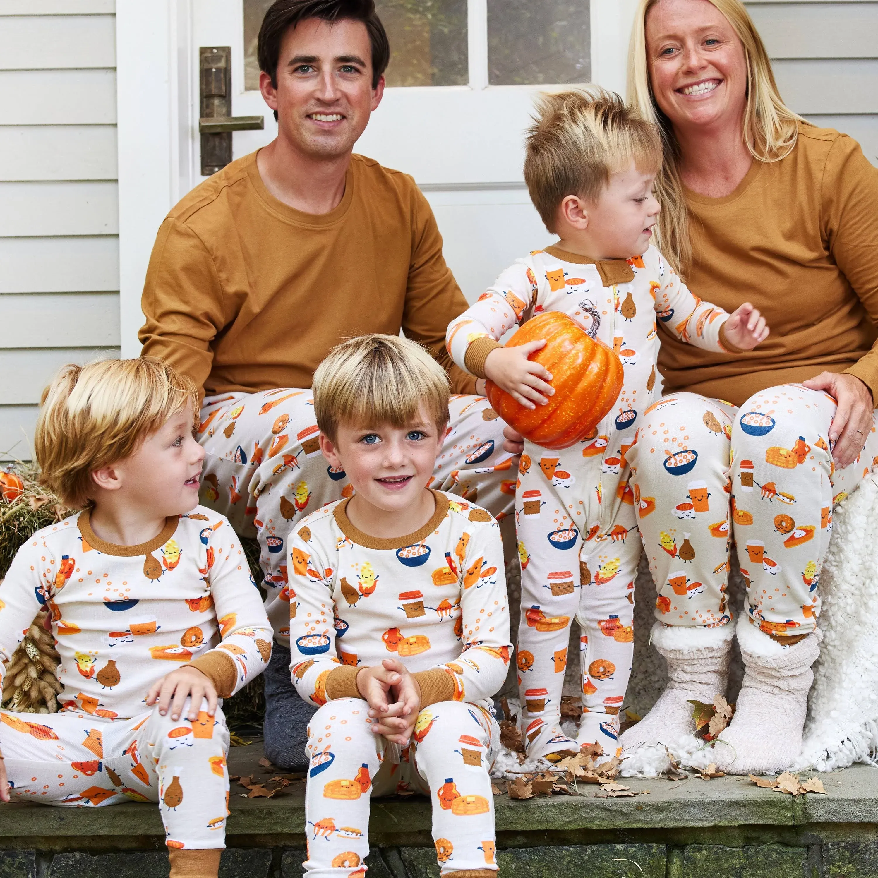 HonestBaby Organic Cotton Holiday Matching Family Pajamas