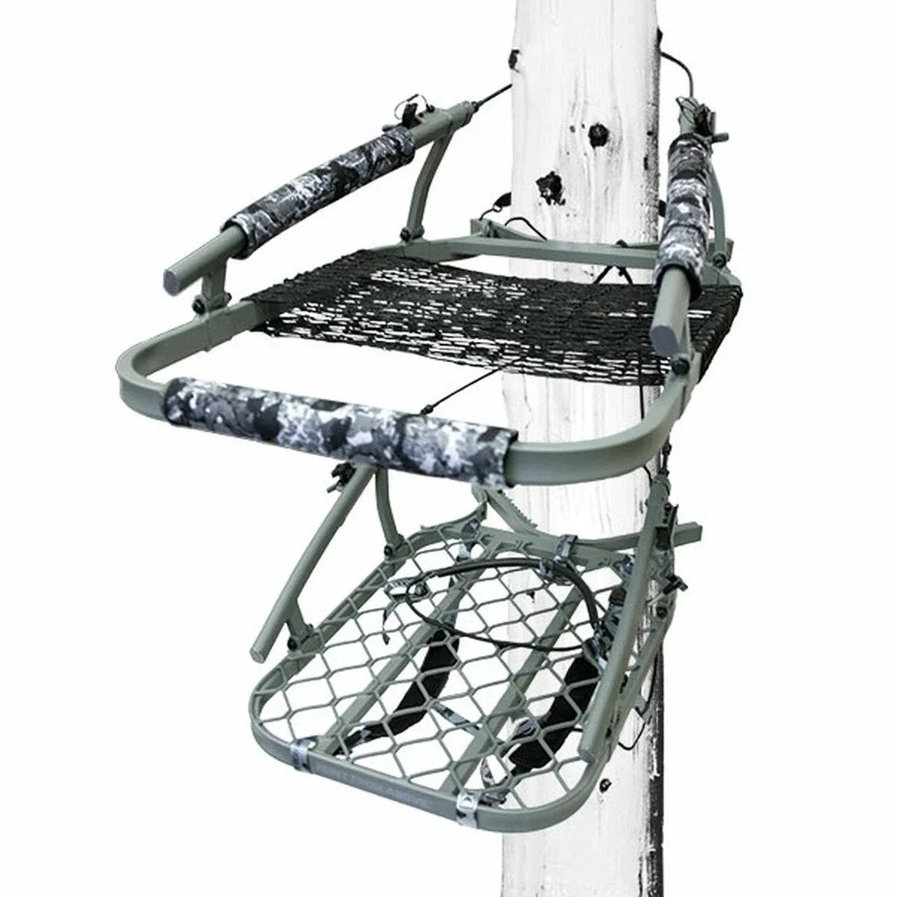 Hawk Ultra-Lite Climbing Treestand